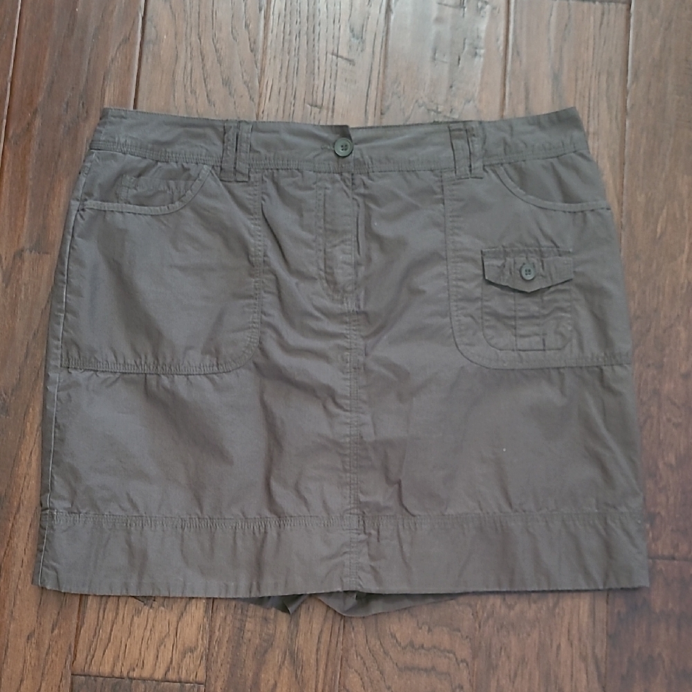 Encore Jeans Brown Cargo Skort size 14